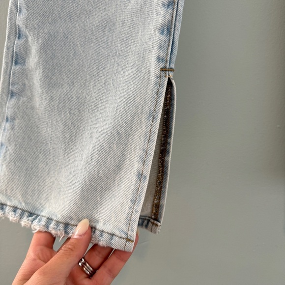 Good American Good Boy High Waist Jeans - Picture 9 of 15